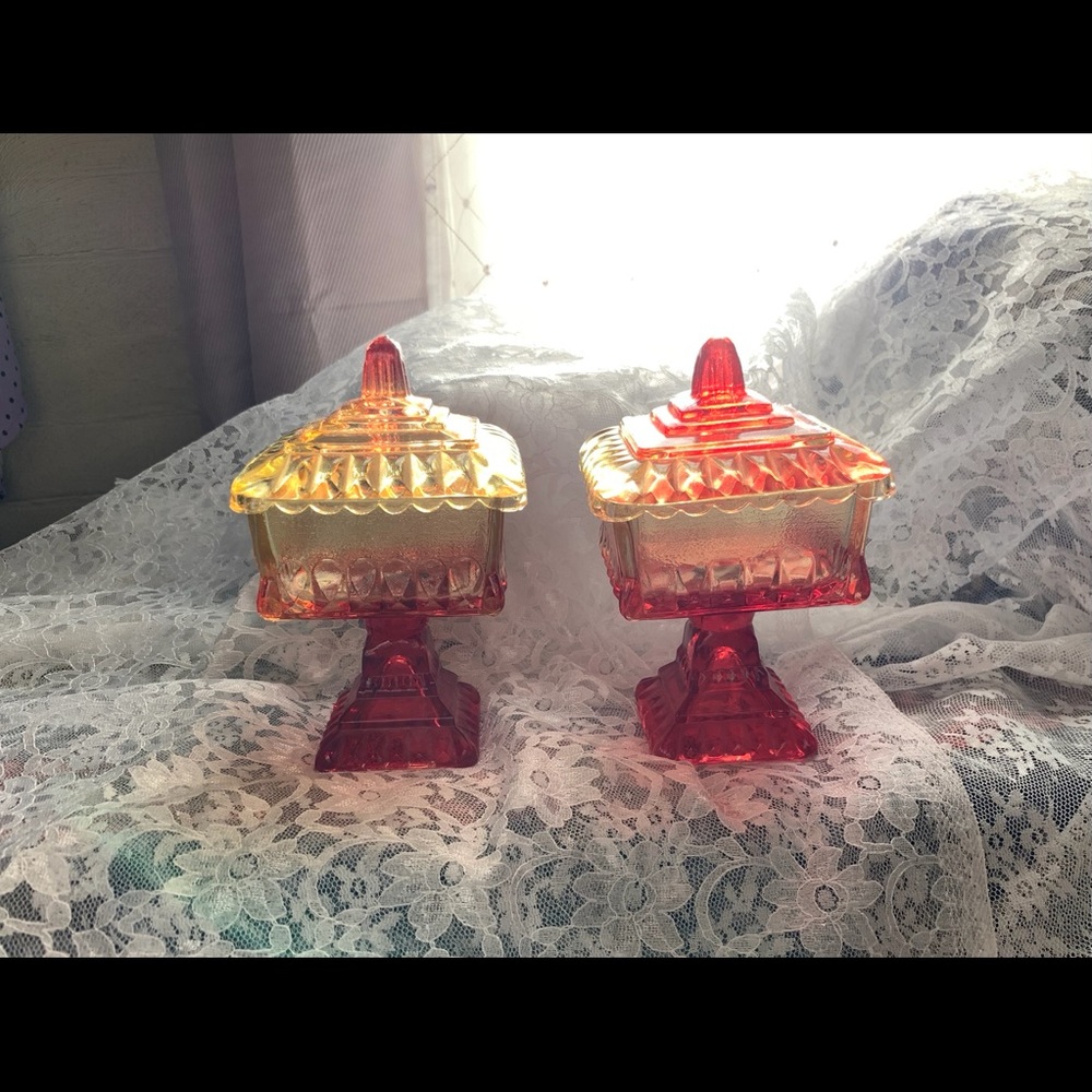 SOLD—VINTAGE Red/Amber Carnival WEDDING dish with LID